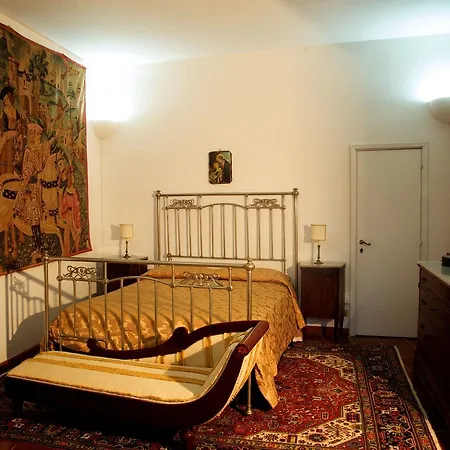 Palazzo Pulieri 3* Altino (Abruzzo)