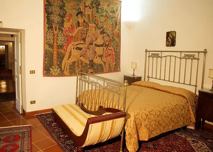 Palazzo Pulieri 3* Altino (Abruzzo)