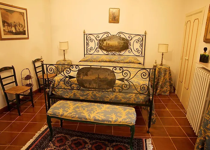 Konukevi Palazzo Pulieri 3*