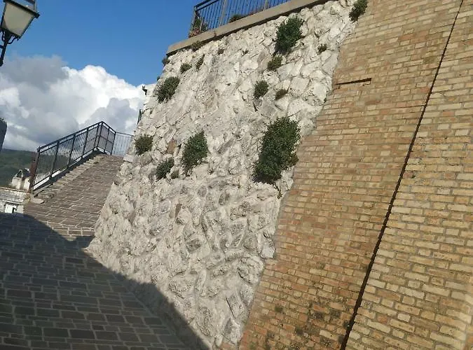 Konukevi Palazzo Pulieri Altino (Abruzzo)